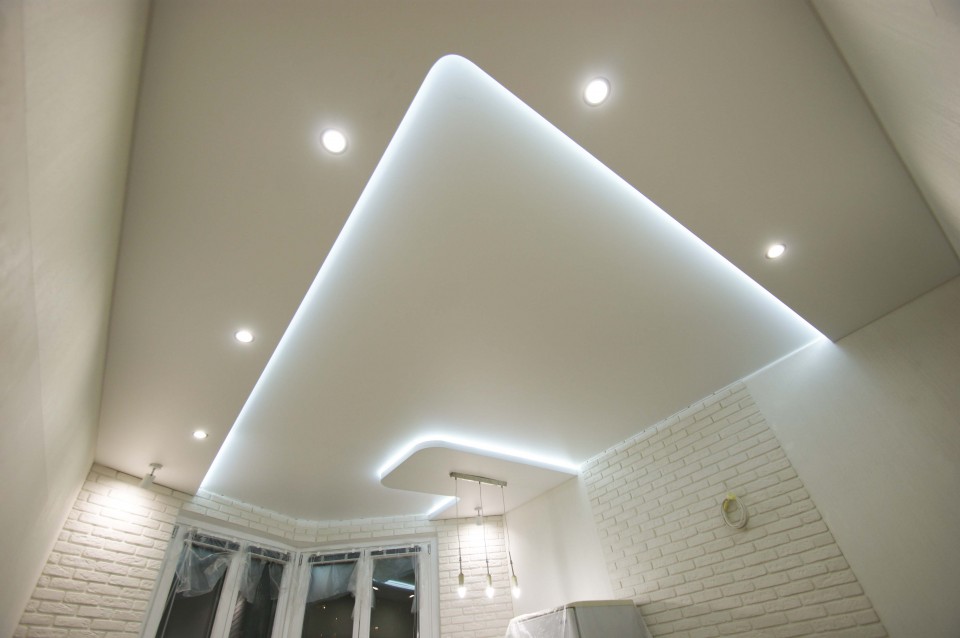 Заказать парящие натяжные потолки в г. Нерюнгри